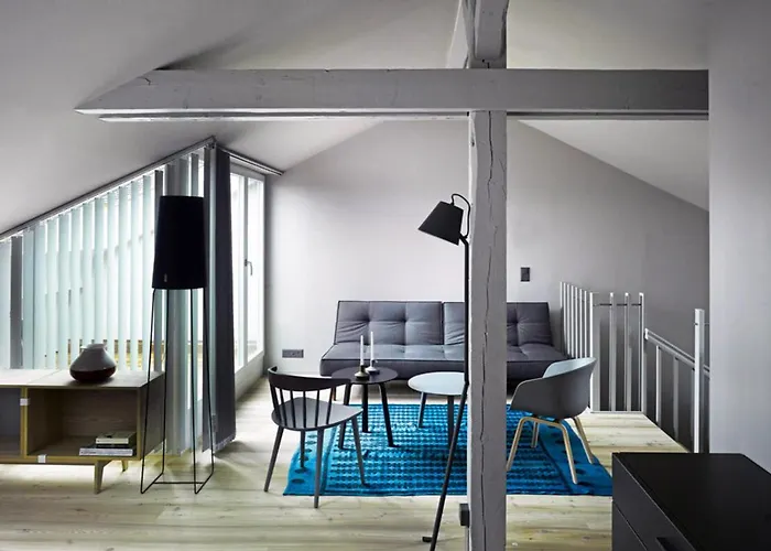 Nordwind 4, Schoene Ruhige * برن